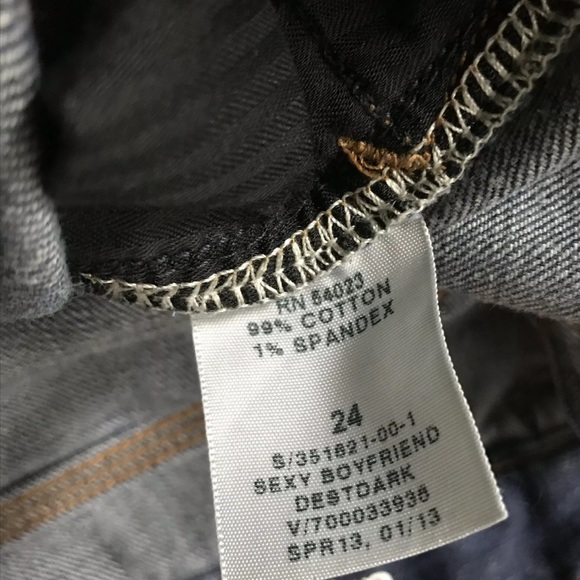 GAP 1969 Sexy Boyfriend Shorts Cuffed Dark Wash - Picture 8 of 8